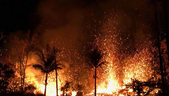 Hawaii volcano destroys 31 homes, spews lava 200 feet in air