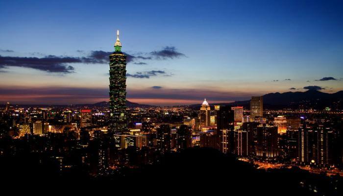 China warns foreign airlines against referring to Taiwan, Hong Kong as independent territories