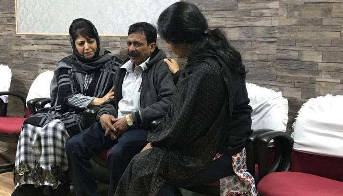 Tourist from Tamil Nadu killed in stone-pelting incident in J&amp;K; Mehbooba Mufti says 'my head hangs in shame'