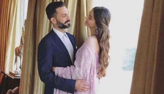 Sonam Kapoor and Anand Ahuja's in-flight video will give you major travel goals-Watch