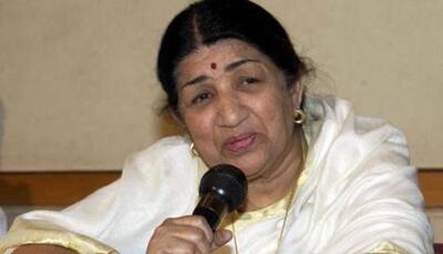 Lata Mangeshkar conferred 'Swara Mauli' award