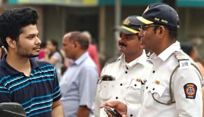 Mumbai Police goes filmy on Twitter with ‘Ghar se nikalte hi, kuch door chalte hi’