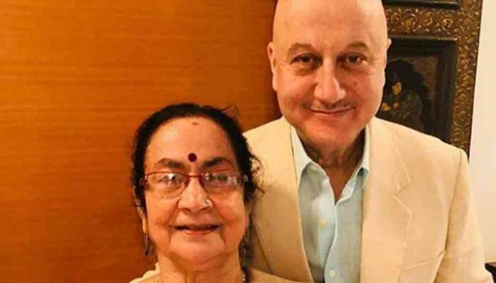 Anupam Kher gets scolded by mother; video is too cute to miss—Watch