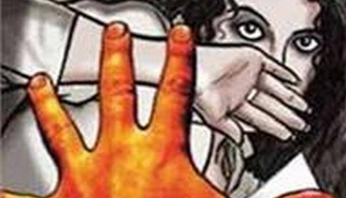Chinese cab driver put in detention for pulling woman passenger's top off