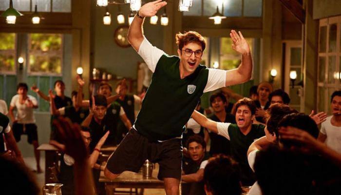 I'm very nervous when I dance: Ranbir Kapoor
