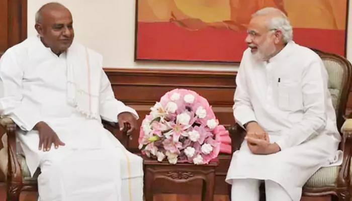 Amid Karnataka political tussle, PM Modi dials HD Deve Gowda on his birthday