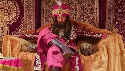 'Jamai Raja' actor Ravi Dubey emulates Ranveer Singh's look from Padmaavat-See pics