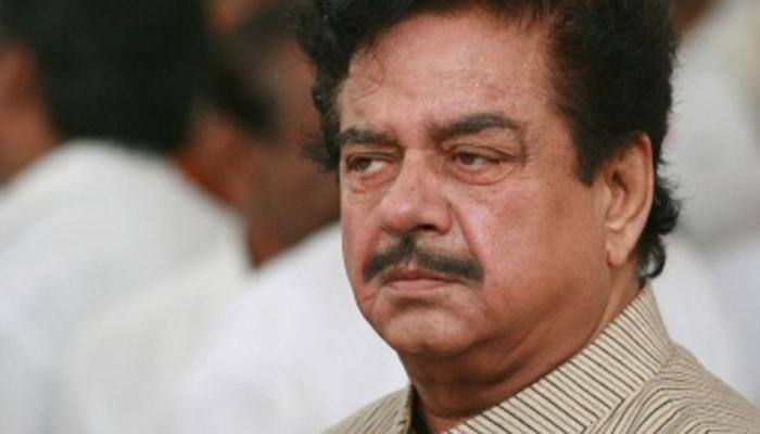 Those who misled PM on Karnataka must be ousted: Shatrughan Sinha