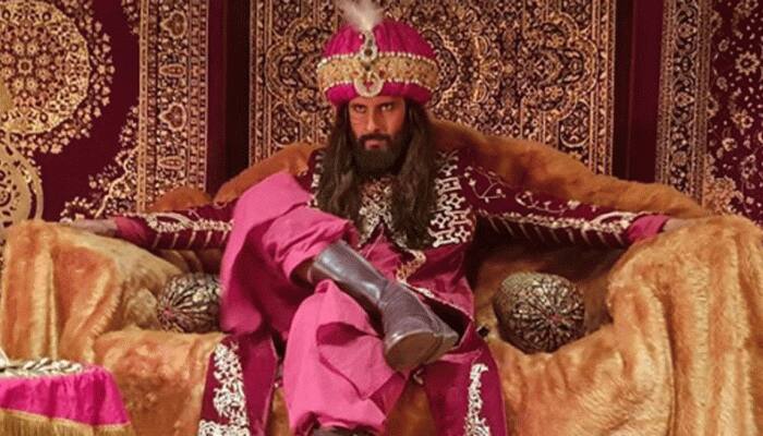 Ravi Dubey transforms into Alauddin Khilji a la Ranveer Singh - Watch new show&#039;s hilarious promo
