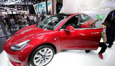 Consumer Reports finds flaws in Tesla's Model 3