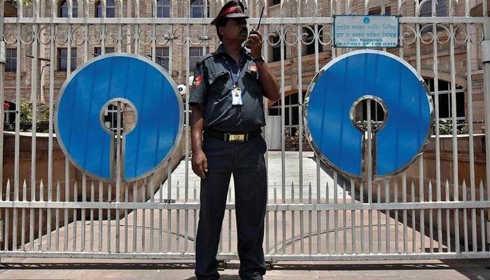 SBI posts Q4 net loss of Rs 7,718 crore on higher bad loans