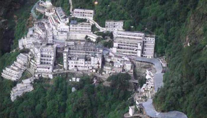 Vaishno Devi yatra remains suspended for second consecutive day due to forest fire, IAF helicopters deployed