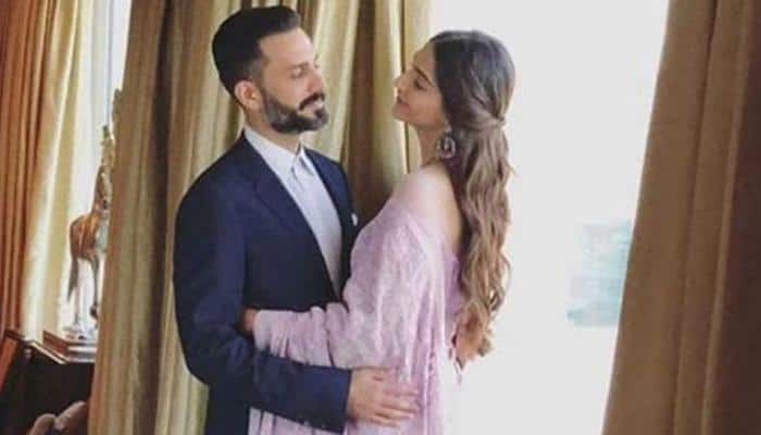 Sonam Kapoor and Anand Ahuja's 'Everyday Phenomenal' hashtag has a poetic connection-See inside 