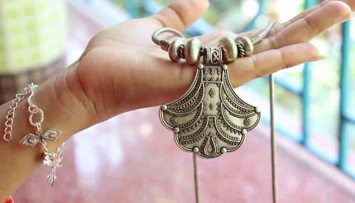 Love your jewellery? Treat it with love too Love your jewellery? Treat it with love too