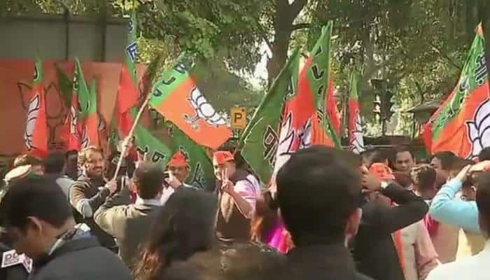 Palghar Lok Sabha bypoll results: BJP leads by over 10,000 votes against Shiv Sena