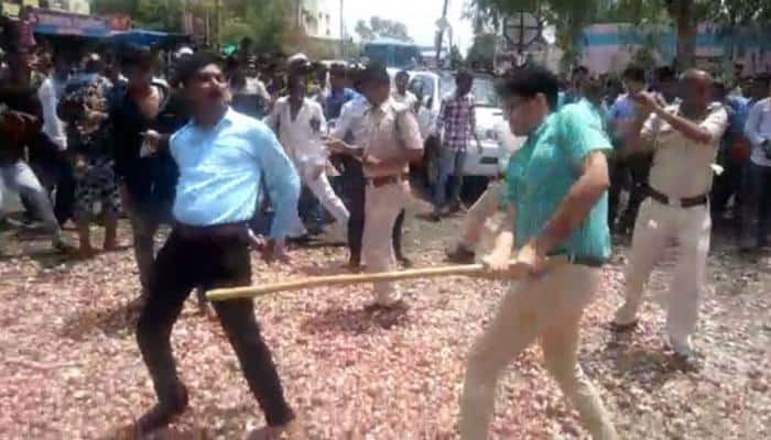Farmer protest in Jaipur turns violent, police resort to lathi charge