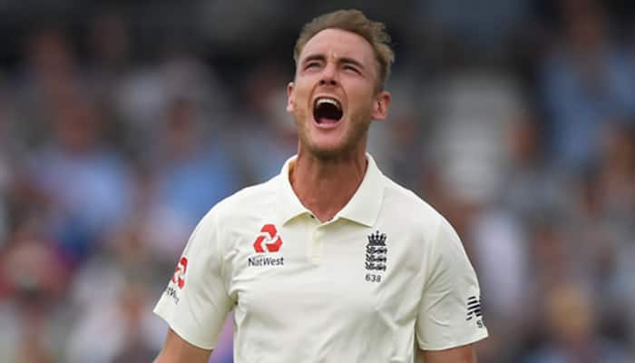 England rock Pakistan with early wicket haul at Headingley