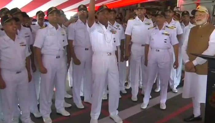 PM Modi visits Singapore&#039;s Changi Naval Base