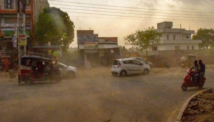 Dust storm accompanied with gusty winds &#039;very likely&#039; in parts of UP