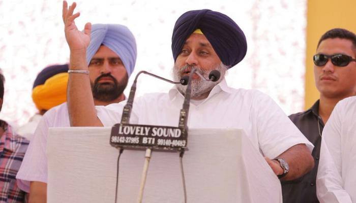 Shiromani Akali Dal president Sukhbir Singh Badal pitches for strengthening NDA, urges all alliance partners to settle differences for '2019 war' Shiromani Akali Dal president Sukhbir Singh Badal pitches for strengthening NDA, urges all alliance partners to settle differences for '2019 war'