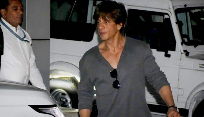 Shah Rukh Khan having a fourth child? Here&#039;s what he told his fan