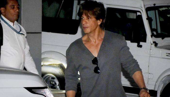Shah Rukh Khan having a fourth child? Here's what he told his fan