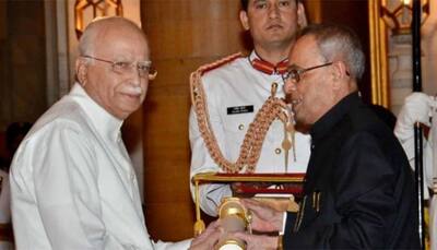 'Praiseworthy example': LK Advani's thumbs up to Pranab Mukherjee for attending RSS event