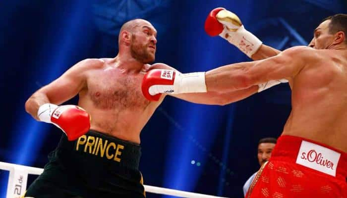 Former heavyweight champion Tyson Fury wins on boxing comeback