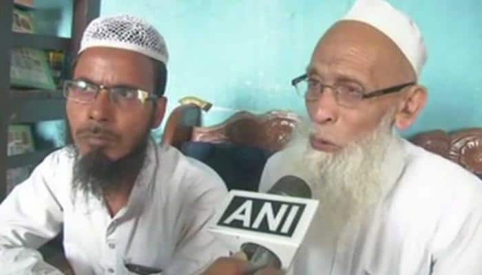 Muslim cleric thrashed by mob in Ranchi, forced to chant &#039;Jai Sri Ram&#039;