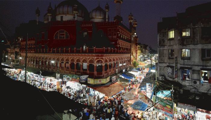 Eid-ul-Fitr 2018: India celebrates Eid today; President Kovind, PM Modi extend greetings