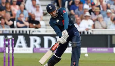 England smash world record 481 in third ODI, rout Australia by 242 runs