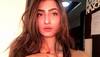 Shweta Tiwari's daughter Palak looks stunning at Gold Awards 2018—Pics