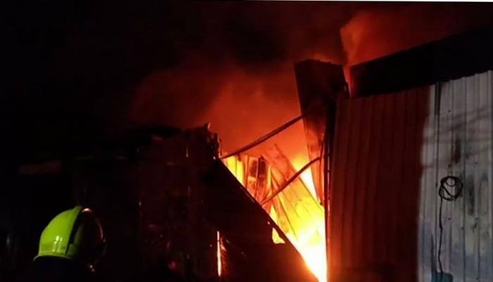 Mumbai: Fire breaks out in Malad&#039;s Industrial Estate, rescue operations on