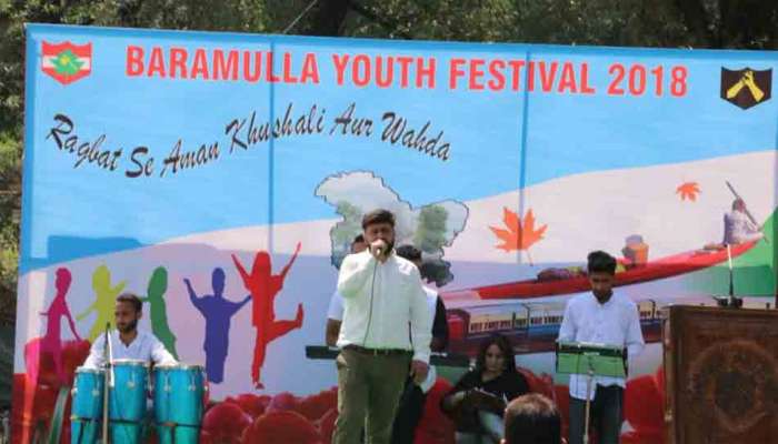 Irrfan Pathan, Gauhar Khan grace Baramulla Youth Festival 2018