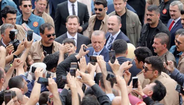 Tayyip Erdogan, ruling AK Party build comfortable lead in Turkish elections