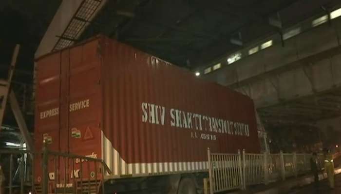 Truck gets stuck under low Mumbai bridge, causes traffic snarl