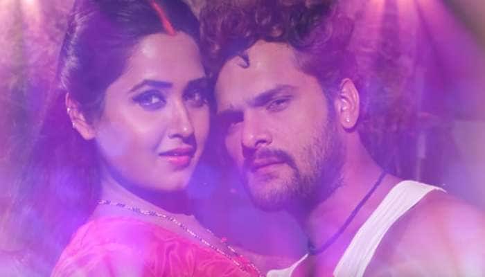 When Kajal Raghwani invited Khesari Lal Yadav for a kiss—Watch 'Dhukur Dhukur' song 