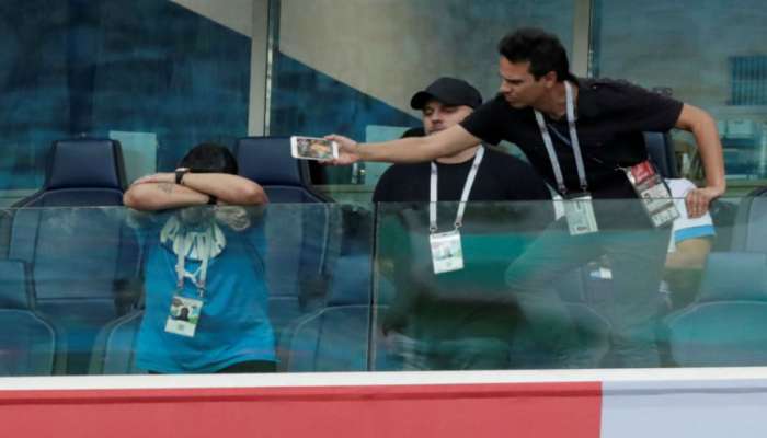 FIFA World Cup 2018: Did Diego Maradona snort baby powder? Twitter questions 'white substance' on glass