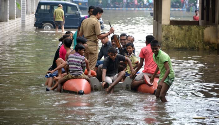 Heavy downpour brings Kolkata to grinding halt, more rainfall expected in next 3 days