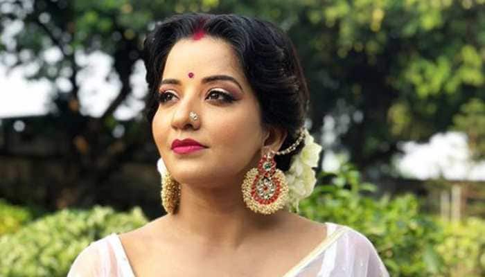 Bhojpuri sizzler Monalisa shares a boomerang video with husband Vikrant Singh-Watch