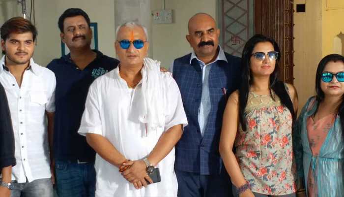 Bhojpuri superstar Arvind Akela Kallu's smile captivates debutante Sonalika Prasad