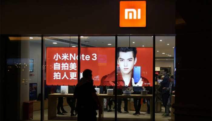 China&#039;s Xiaomi prices HK IPO at bottom of range, raises $4.72 billion: Sources