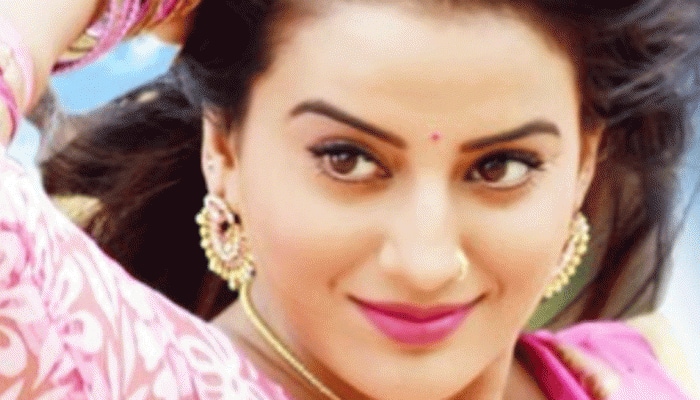 Akshara Singh is Bhojpuri film industry&#039;s bewitching beauty - Pic proofs