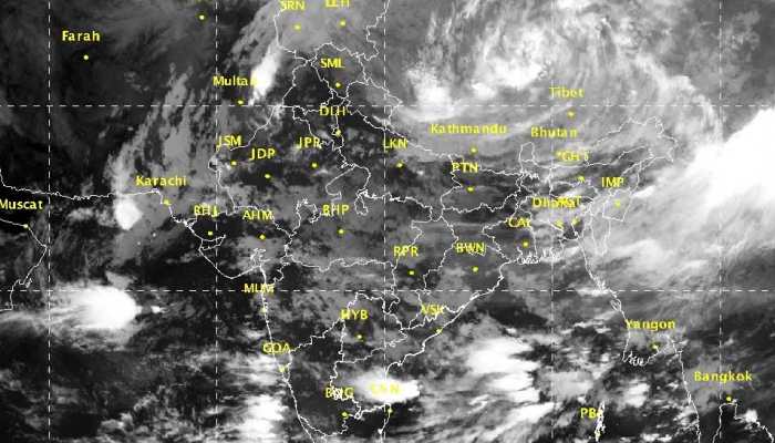 Cyclone warnings issued for Gujarat, Maharashtra; &#039;heavy to very heavy rainfall&#039; predicted