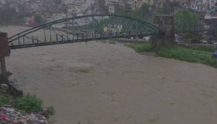 River Darhali flows above danger mark in Rajouri, schools closed in Kashmir