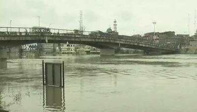 Flood situation in Kashmir improves as Jhelum water level recedes