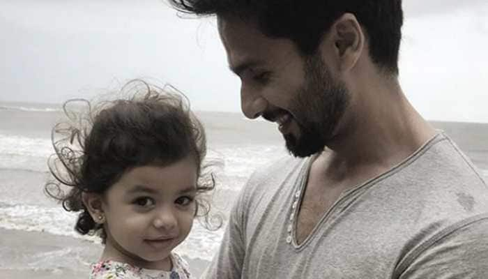 Shahid Kapoor&#039;s latest pic with daughter Misha is too cute to miss