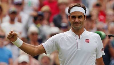 Wimbledon 2018: Roger Federer delivers shot-making masterclass to reach round three