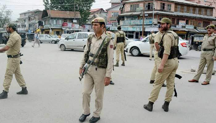 Jammu and Kashmir Police constable abducted by terrorists in Shopian