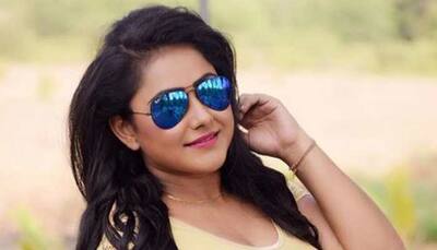 Bhojpuri hotcake Priyanka Pandit aka Gargi Pandit slays in her new Instagram picture-See inside
